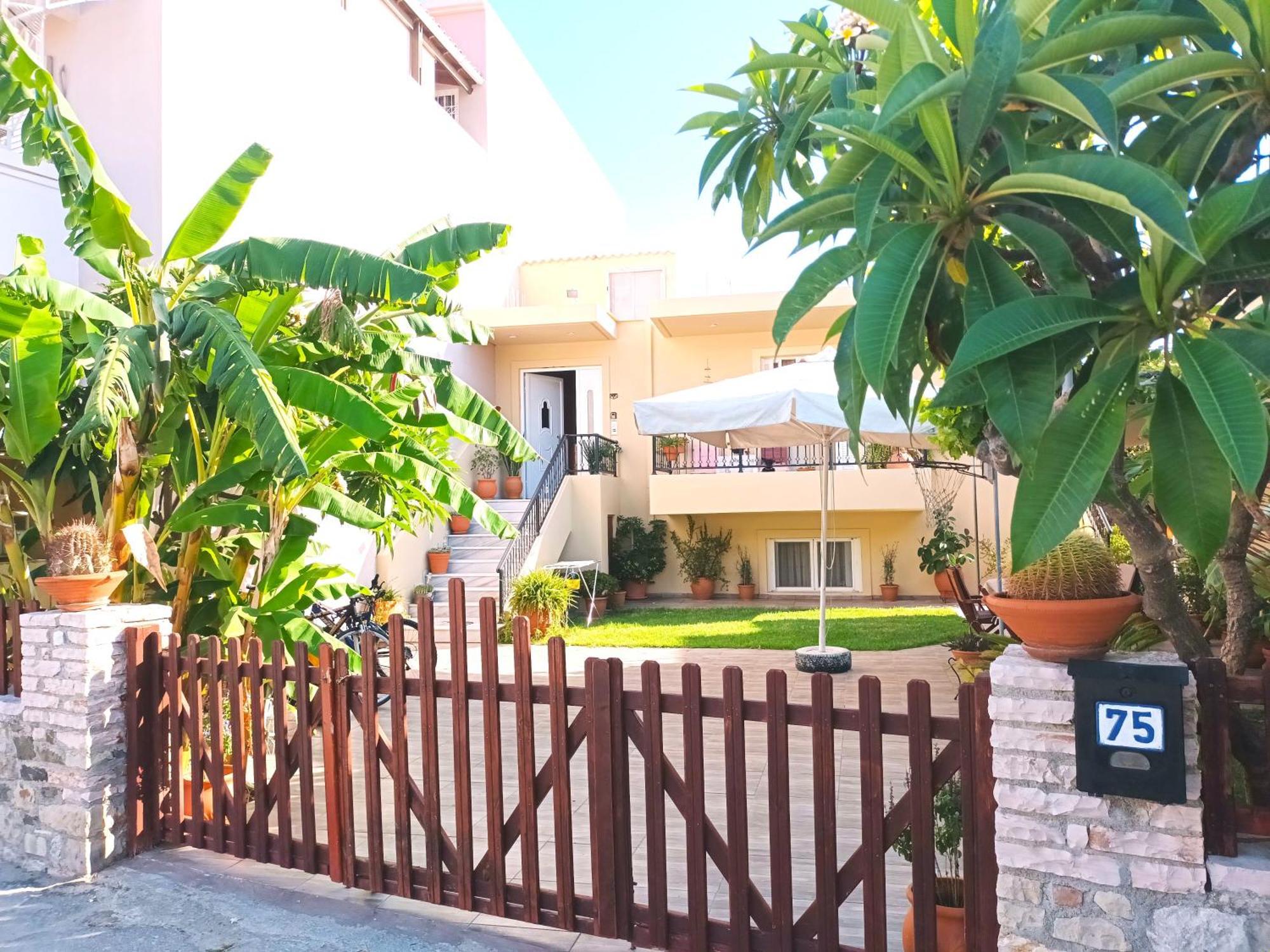 Family Yard House Kos Daire Dış mekan fotoğraf